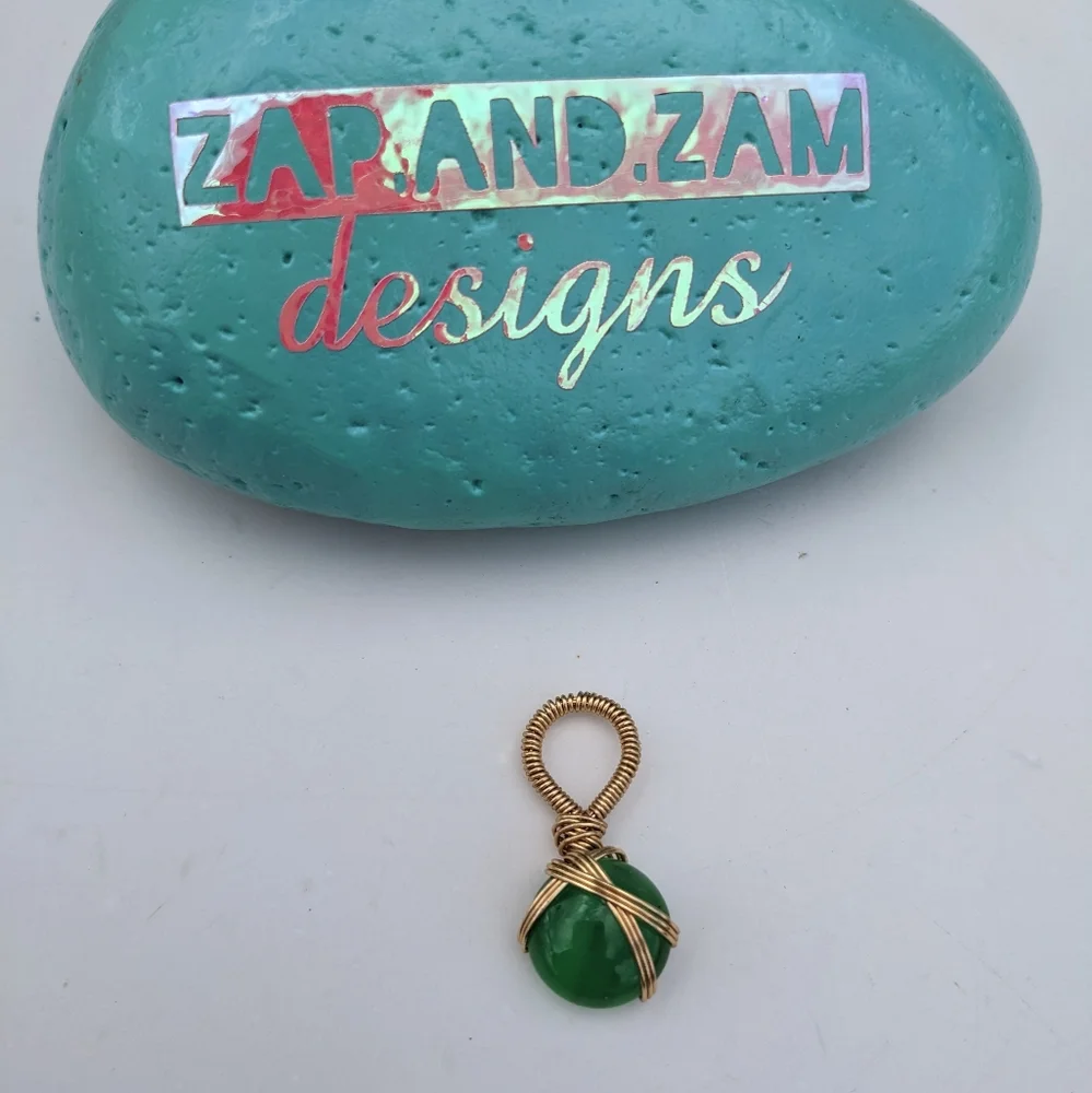 💚SOLD💚Green Cat's Eye Gold Wire Wrapped Pendant Handmade Glam Artisan Cute - Picture 7 of 10